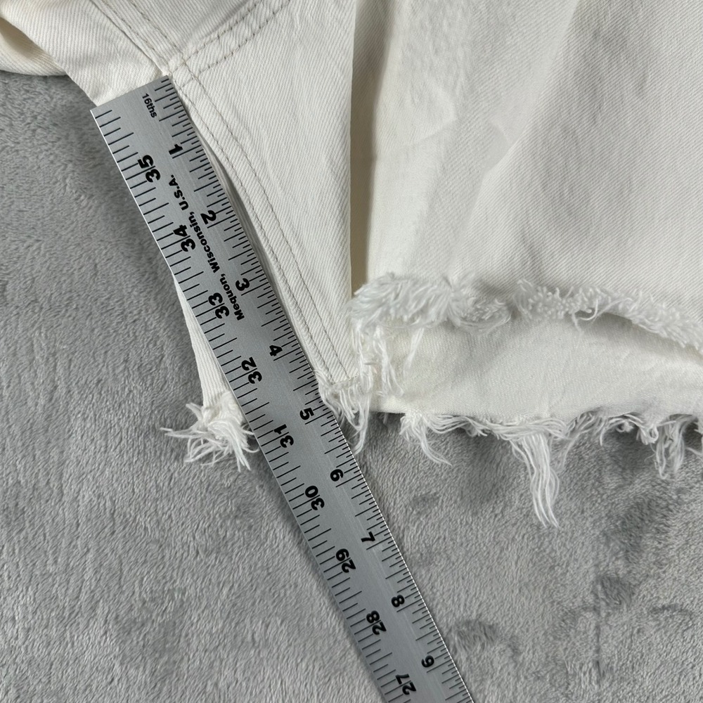 Abercrombie & Fitch The Dad Short Women 28 White High Rise Raw Hem Denim READ - Picture 8 of 9
